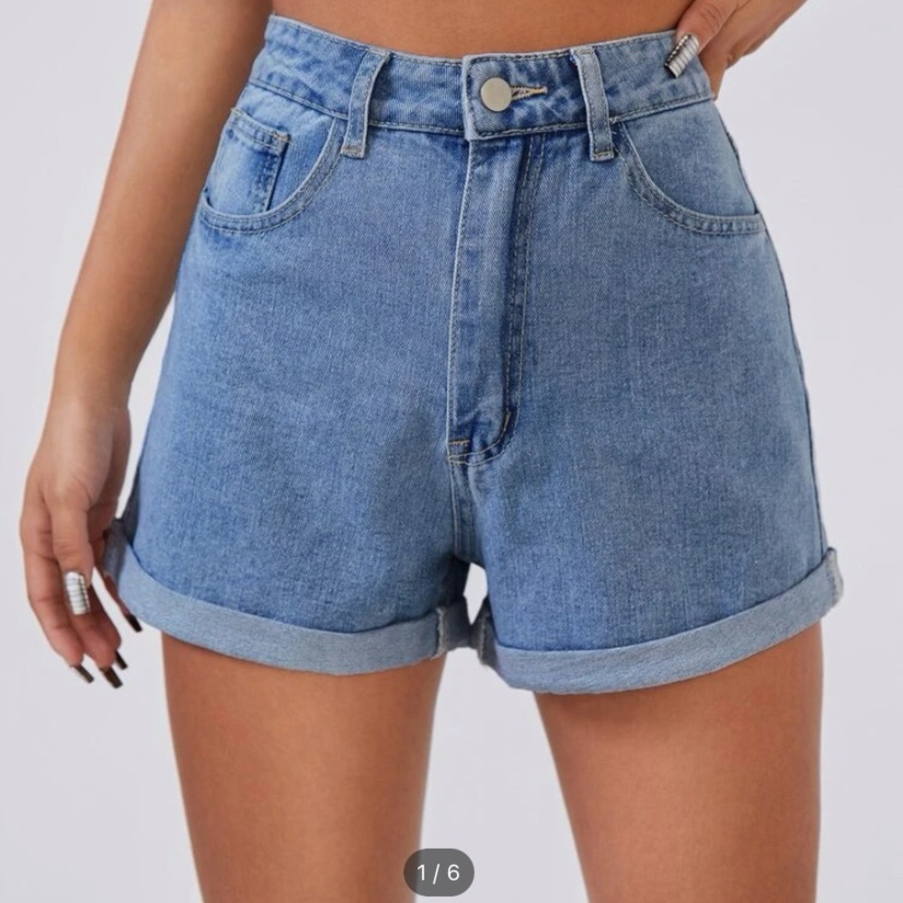 NWOT SHEIN High Waist Roll Up Hem Denim Shorts in Medium Wash, Size S(4)